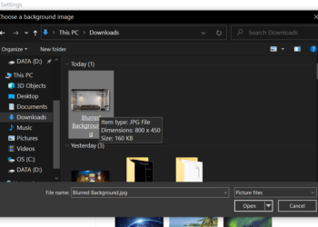 Can I blur background in zoom?