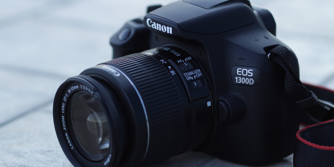 Can I use EOS 1300D as webcam?