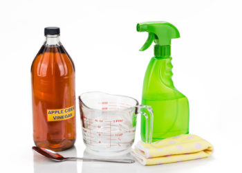 Can I use vinegar to clean printhead?