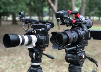 Does Canon C100 shoot 4k?