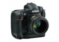 Does Nikon D5 have autofocus?