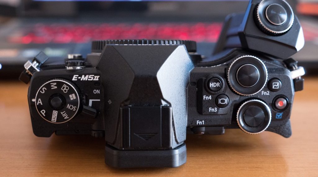 Does Olympus OMD em5 have WiFi?