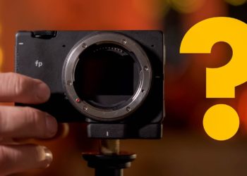 Does Sigma FP have autofocus?