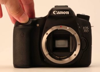 Does the Canon 70D shoot raw?