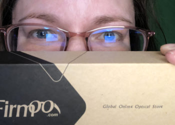 How can I protect my eyes from computer screen?