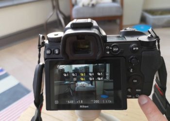 How do I shoot in live mode?