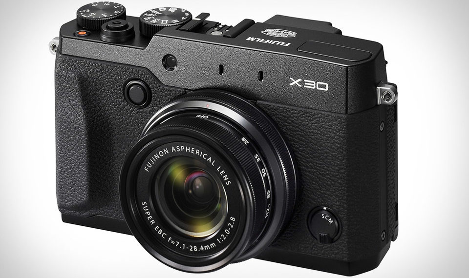 How do I turn on my Fujifilm x30?