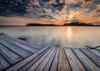 How do you use a neutral density filter for portraits?