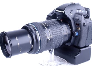 How far will a 70 300mm lens zoom?