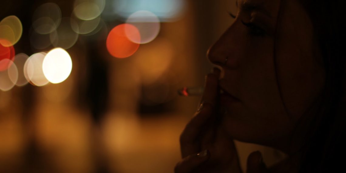 Is 50mm lens good for night photography?