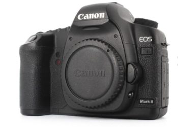 Is 5D Mark II still worth buying?