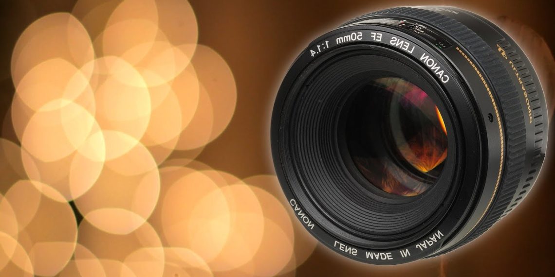 Is 90D good in low light?