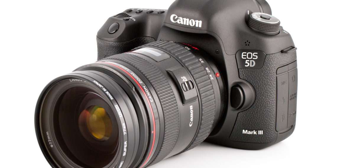Is Canon 5D still worth buying?