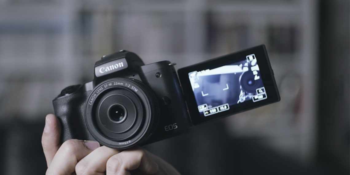 Is Canon M50 a good beginner camera?