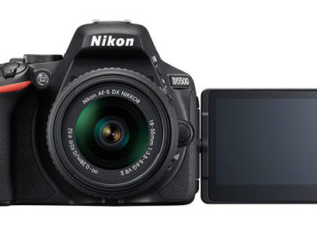 Is D5300 touch screen?