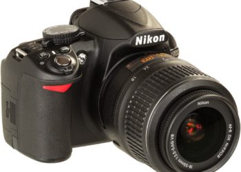 Is Nikon D3100 good for beginners?