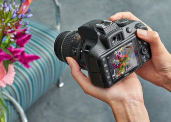 Is Nikon D3400 discontinued?