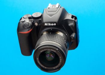 Is Nikon D3500 worth buying 2020?