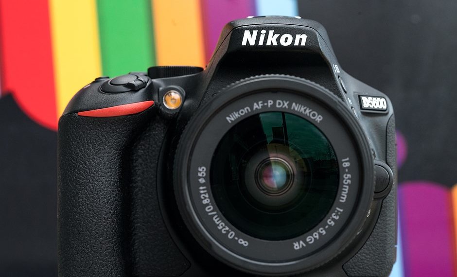 Is Nikon D5600 easy?