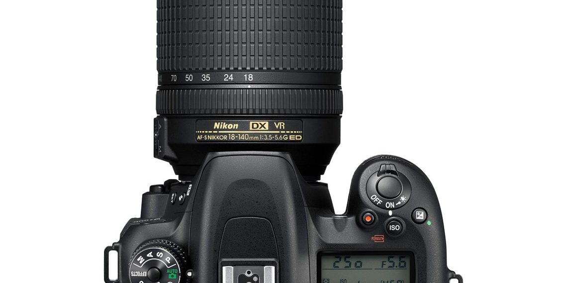 Is Nikon D7500 good for sports photography?