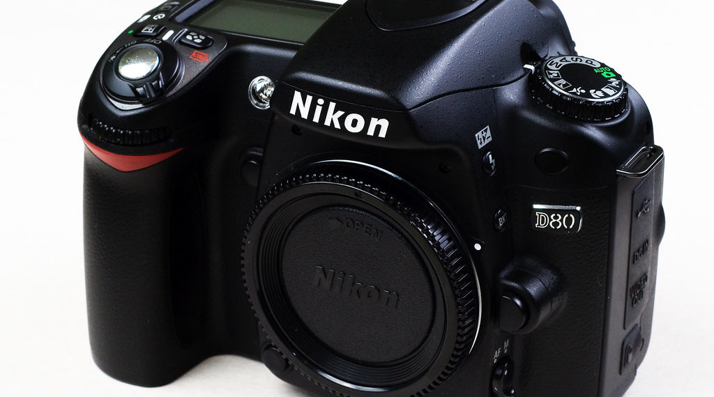 Is Nikon D80 outdated?