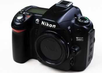 Is Nikon D80 outdated?