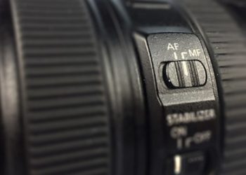 Is autofocus or manual focus better?