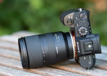 Is the Tamron 28 75 Sharp?