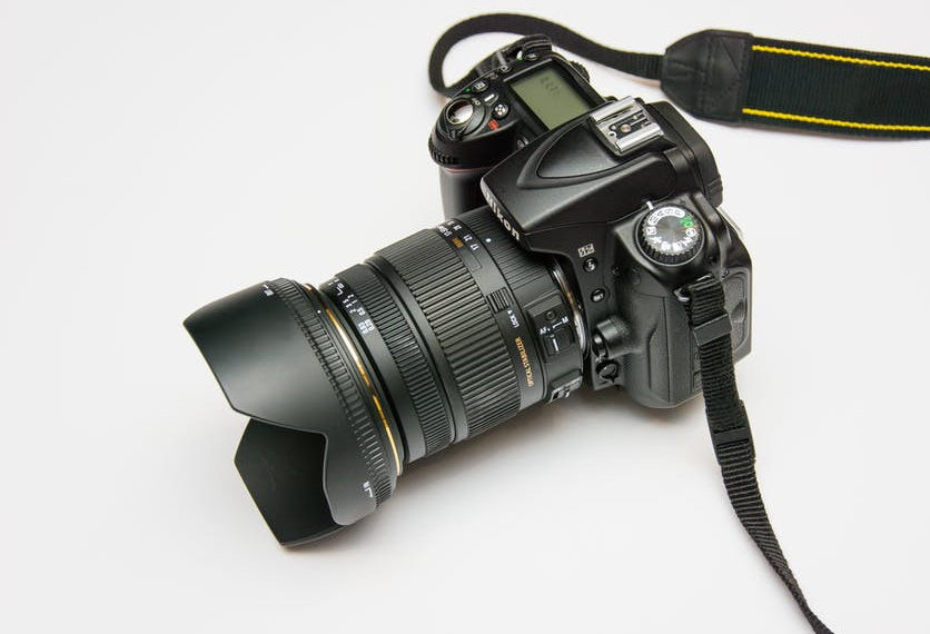 What Does A Dslr Camera Mean