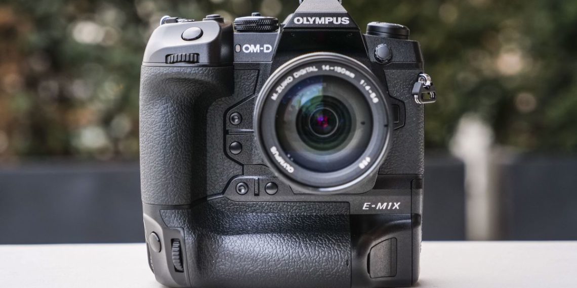 what-does-r-mean-on-olympus-lenses-big-photography-leading