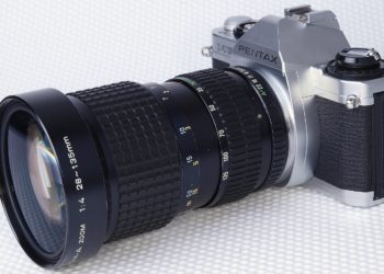 What is a 28 135mm lens good for?