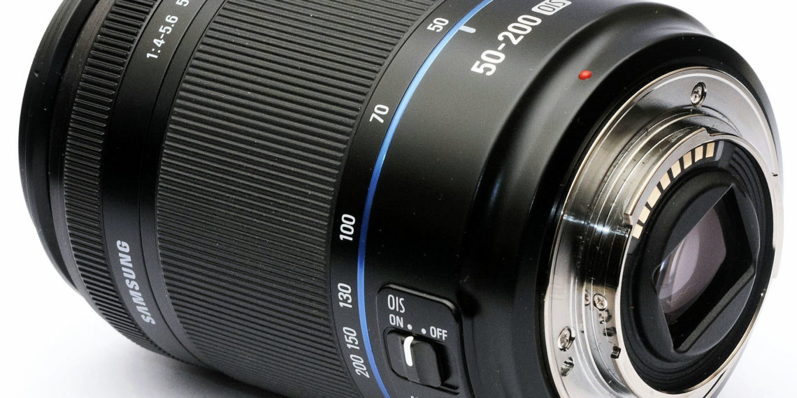 What is a 50 200mm lens used for?