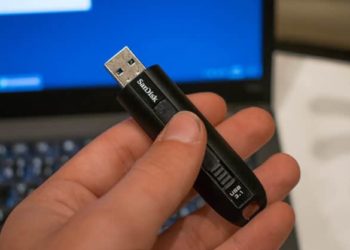 What is the fastest USB drive?
