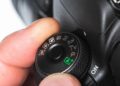 What lens do professional photographers use?