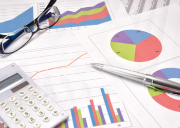 What's the difference between a regular printer and a photo printer?