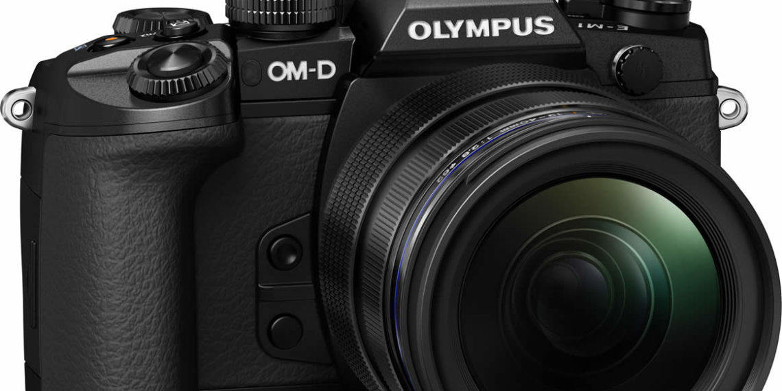 Which is better DSLR or digital camera?
