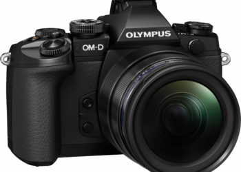 Which is better DSLR or digital camera?