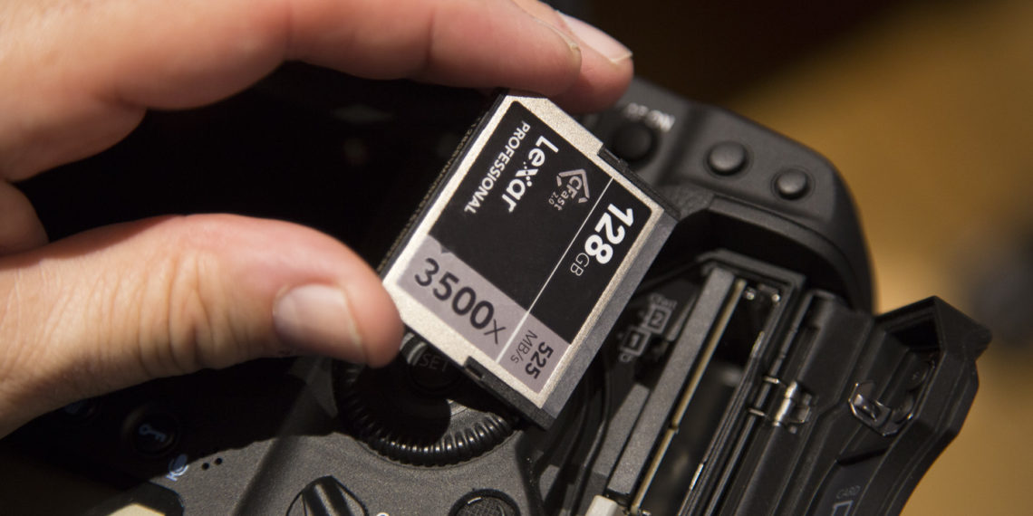 Why does my camera not read my sd card big photography leading 