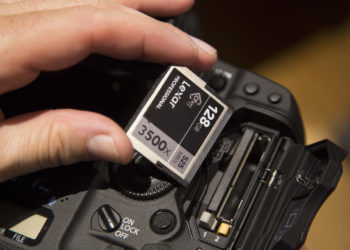 Why does my camera not read my SD card?