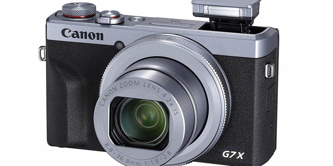 Why is the Canon G7X so popular?